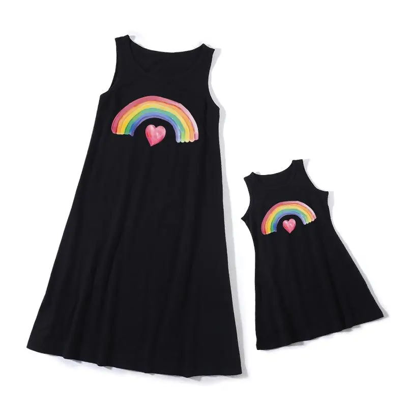 

Mom and Daughter Sleeveless Dress Family Matching Clothes Floral Printed Dress For Mother Girls Mommy and Me T-shirts