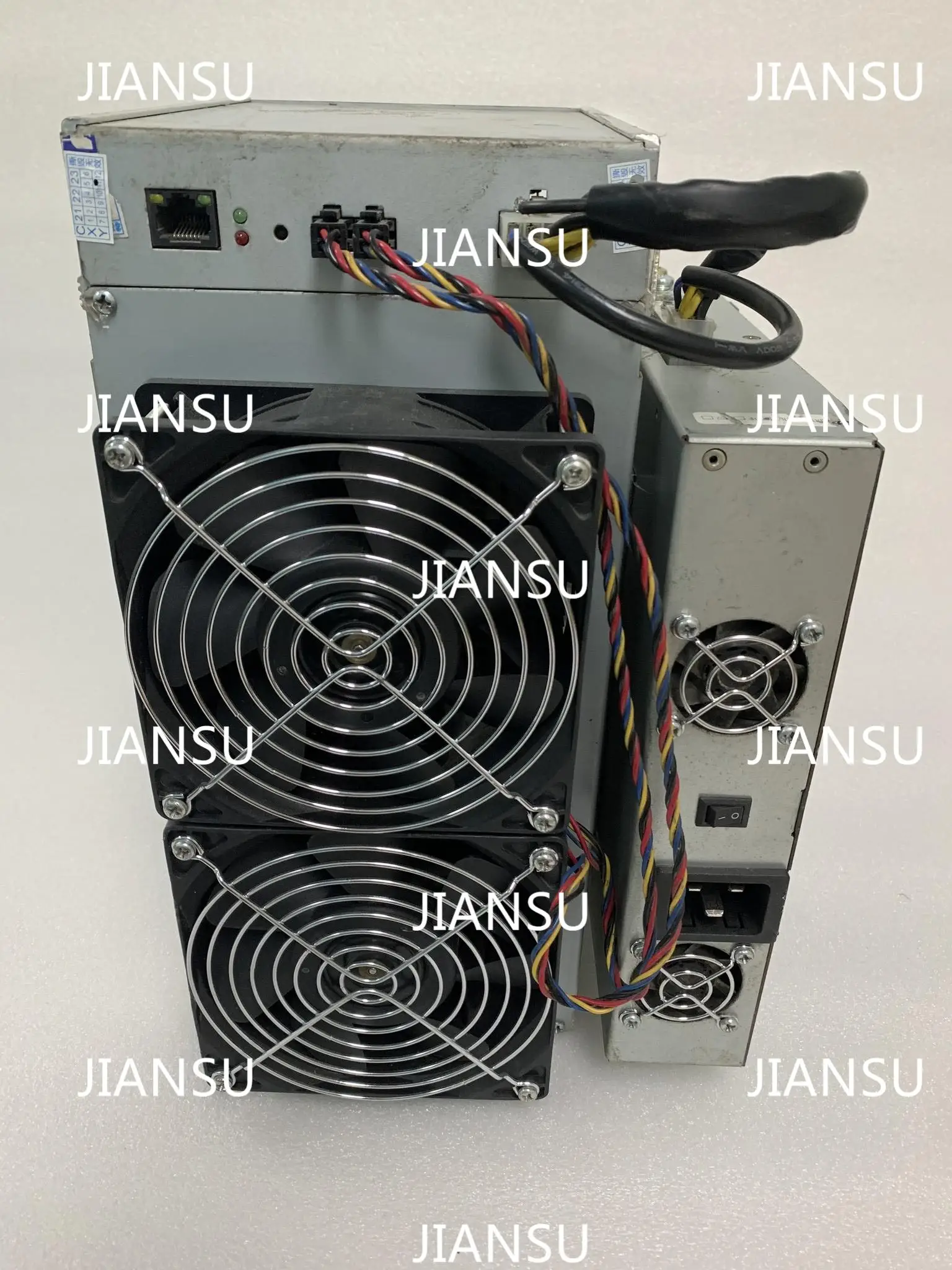 Майнер для биткоинов Ebit E12 44T SHA256 Asic miner BTC лучше чем E10.3 E9i antminer S17 S17E T17 S9 Z15 T2T T3 M20S M21S |
