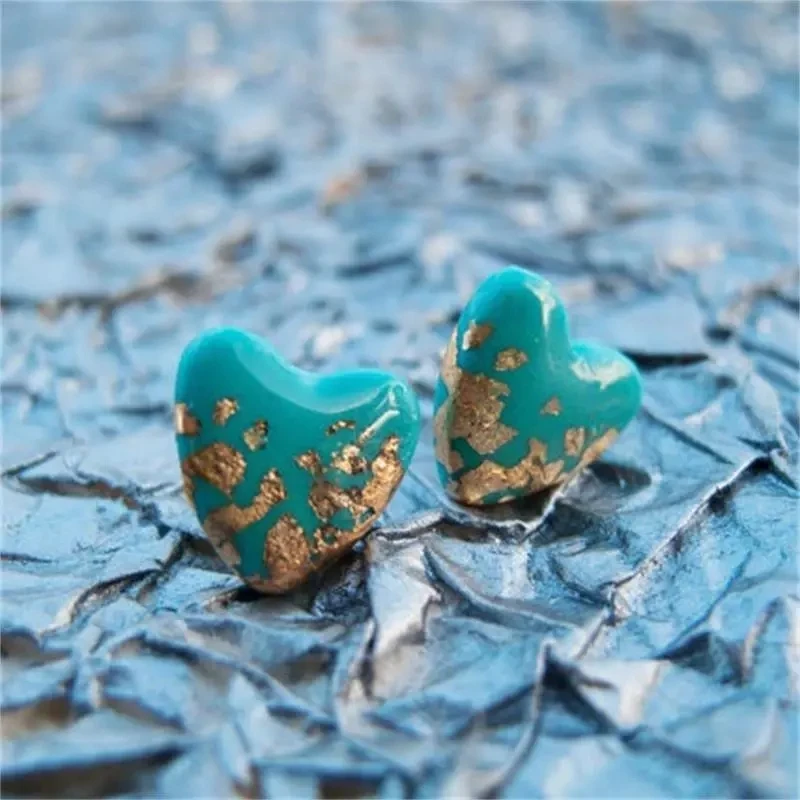 

Fresh Style Love Heart Shaped Moonstone Stud Earrings Exquisite Anniversary Women Earring Birthday Gifts Party Jewelry