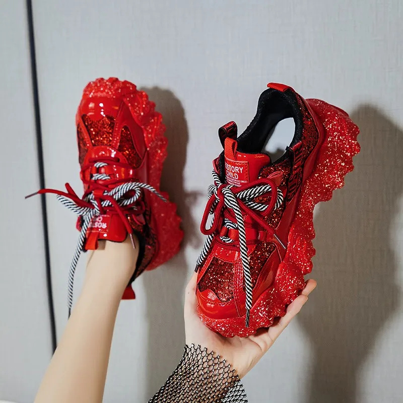

2021 New Women Chunky Sneakers Designer Dad Shoes Platform Shining Black Red Ladies Ulzzang Fashion Leather Casual Shoe Woman