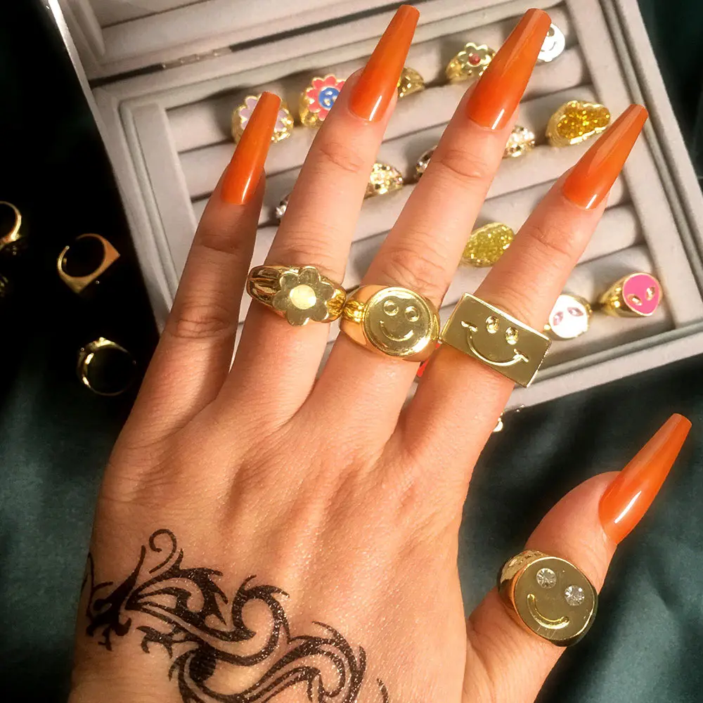 

Flatfoosie Punk Gold Color Bagua Yin Yang Rings for Women Trendy Carved Flower Smiley Face Metal Finger Rings Hip-hop Jewelry