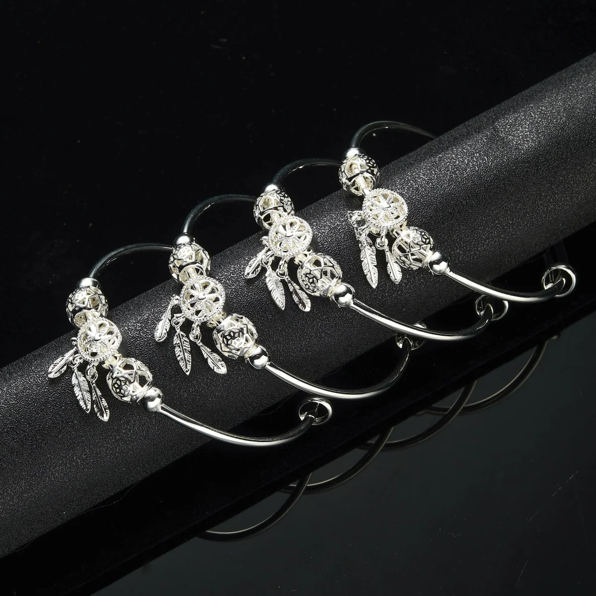 

Silver Plated Leaf Charm Bangles For Women Wedding Jewelry Adjustable Bracelet