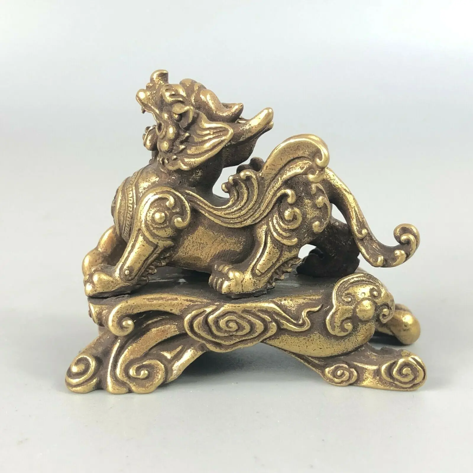 

Rare Collectible Old Brass Handwork Chinese Antique Amass Fortunes Kylin Statue