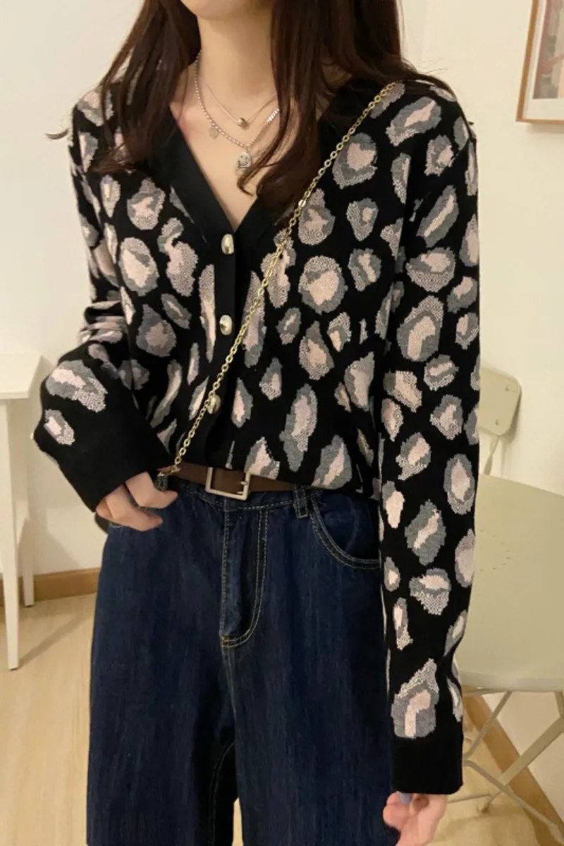 

Short Leopard Print Sweater Cardigan Jacket Knitwear Spring and Autumn 2021 New All-match Outer Wear Long Sleeve Base Top