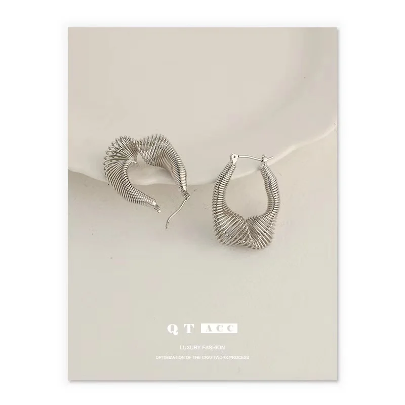 Серьги гвоздики женские с платиновым покрытием массивные ювелирные украшения