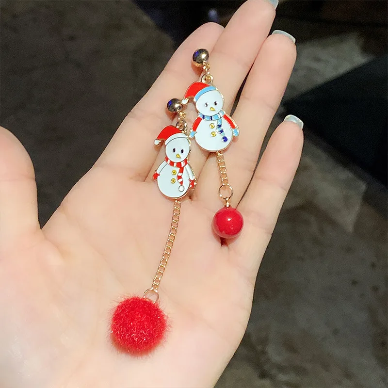 

2021Europe and the United States Hot Christmas Earrings Cute Dripping Bell Fawn Christmas Tree Earrings Christmas Apple Earrings