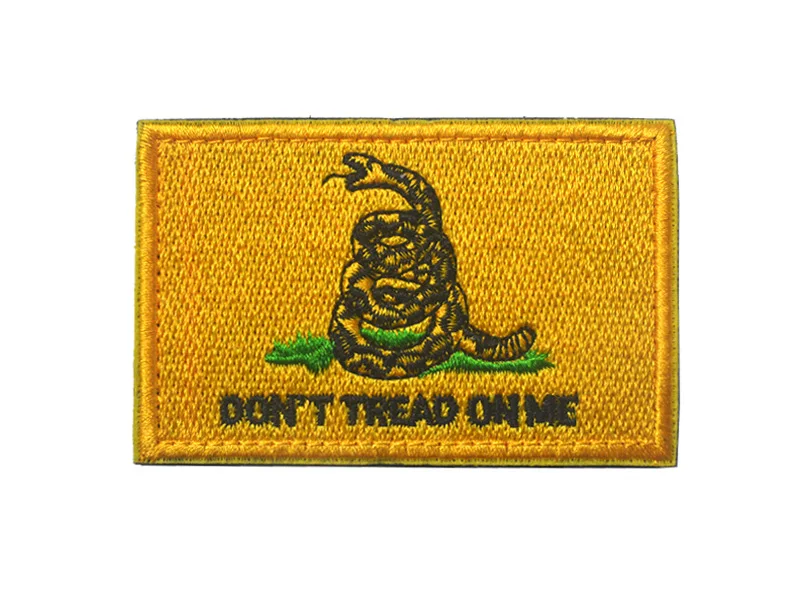 G YELLOW Смешная пародия мема змея не протекать на меня не шаг на Snek Meme смешной патч значок 2x3 - Цвет: G YELLOW