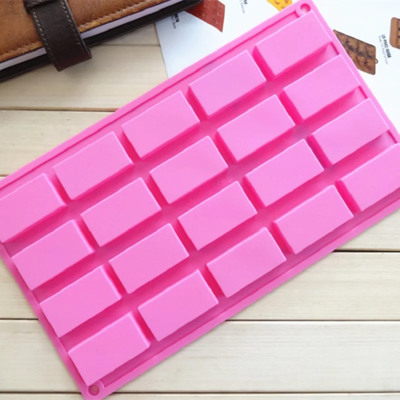 

Supply of 20 cuboid square silicone cake mold chocolate block die tools