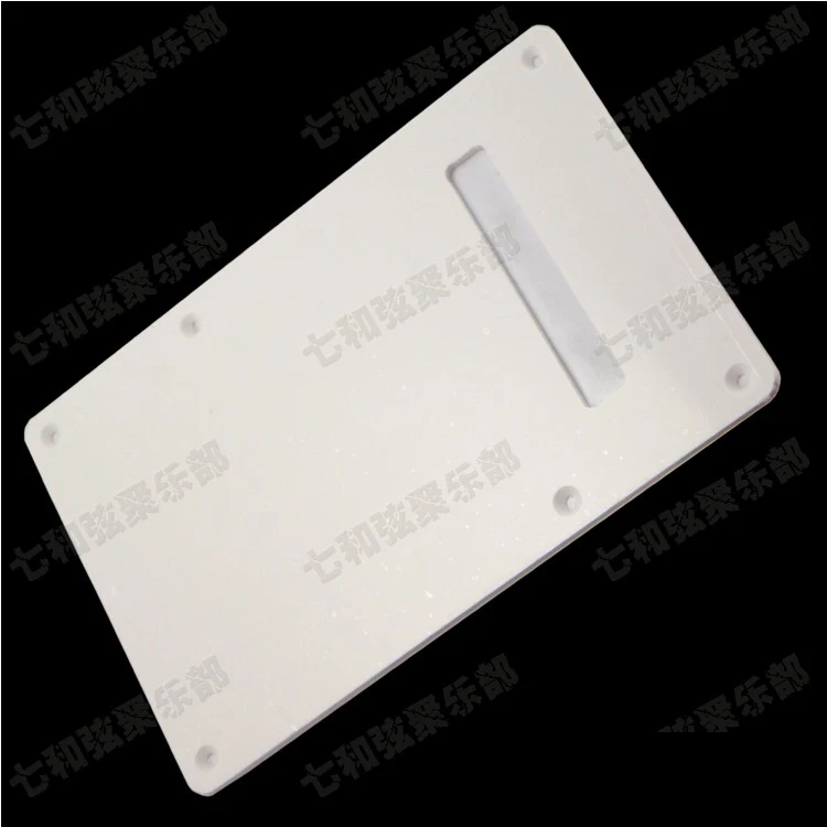 

White Guitar Cavity Cover Spring Cover Back Plate Wiring Cover for Electric Guitar (HG-ZL-100105SSS-WH) - Guitar parts