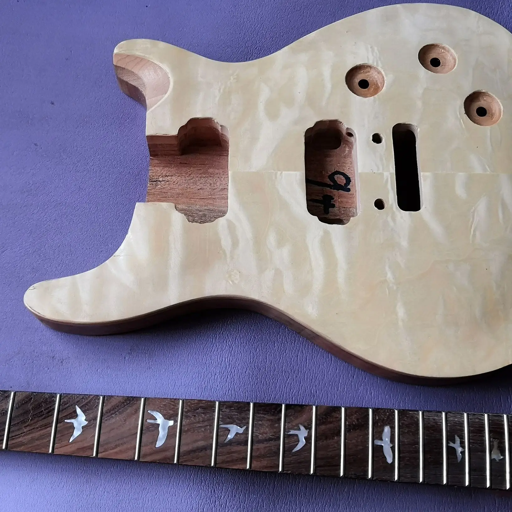 

Отличные комплекты для электрогитары