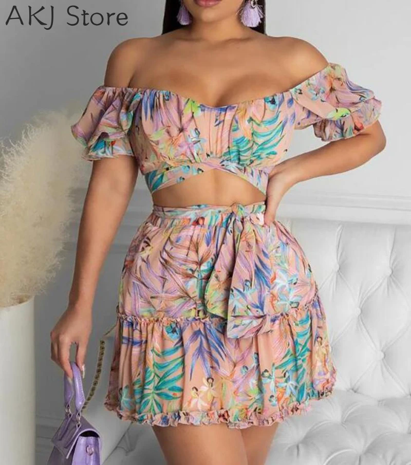 

Women Slim One-shoulder Tops and Floral Print Skirt Two-piece Set