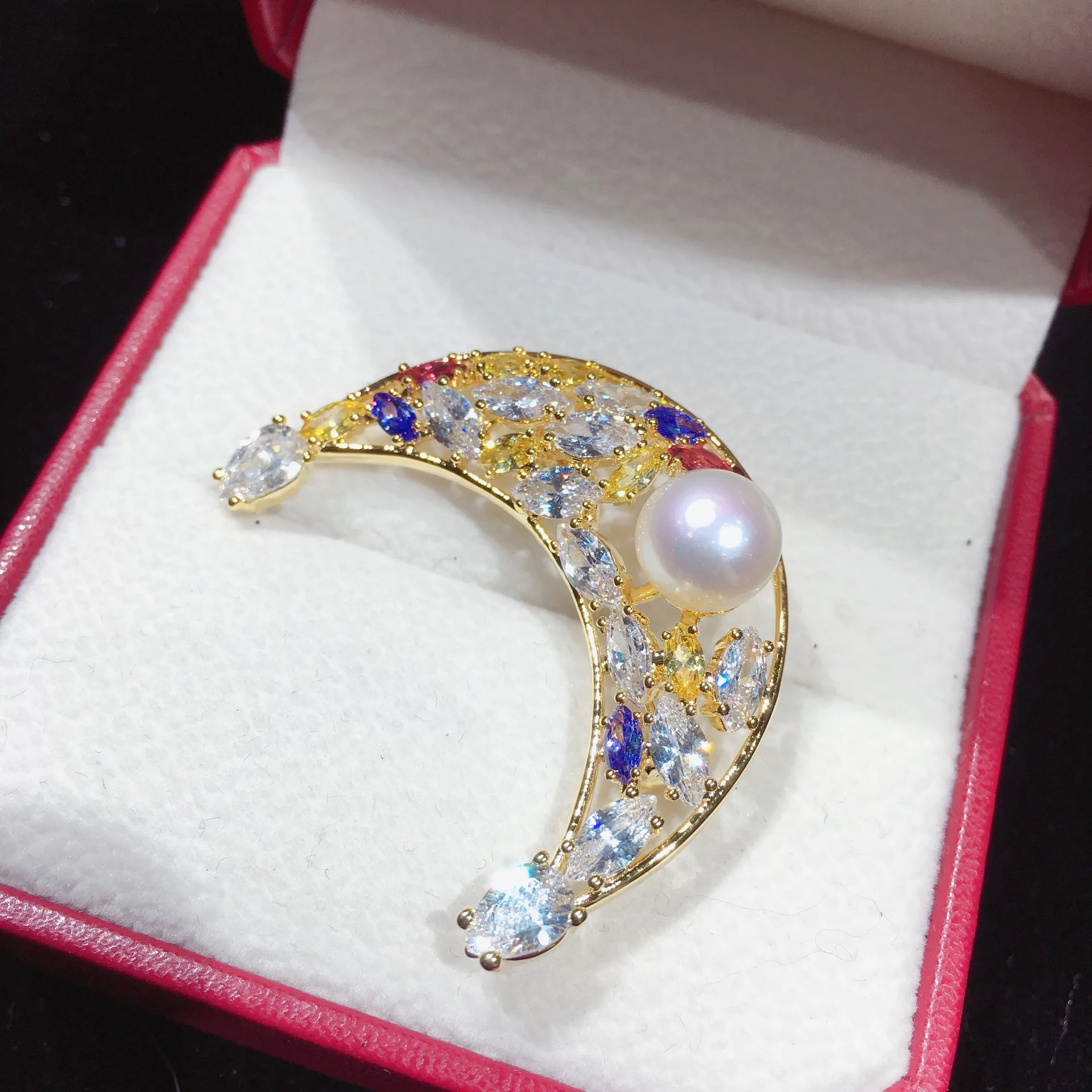 

new color moon pearl brooch natural pearl high-grade pin pearl brooch finished jewelry wholesale