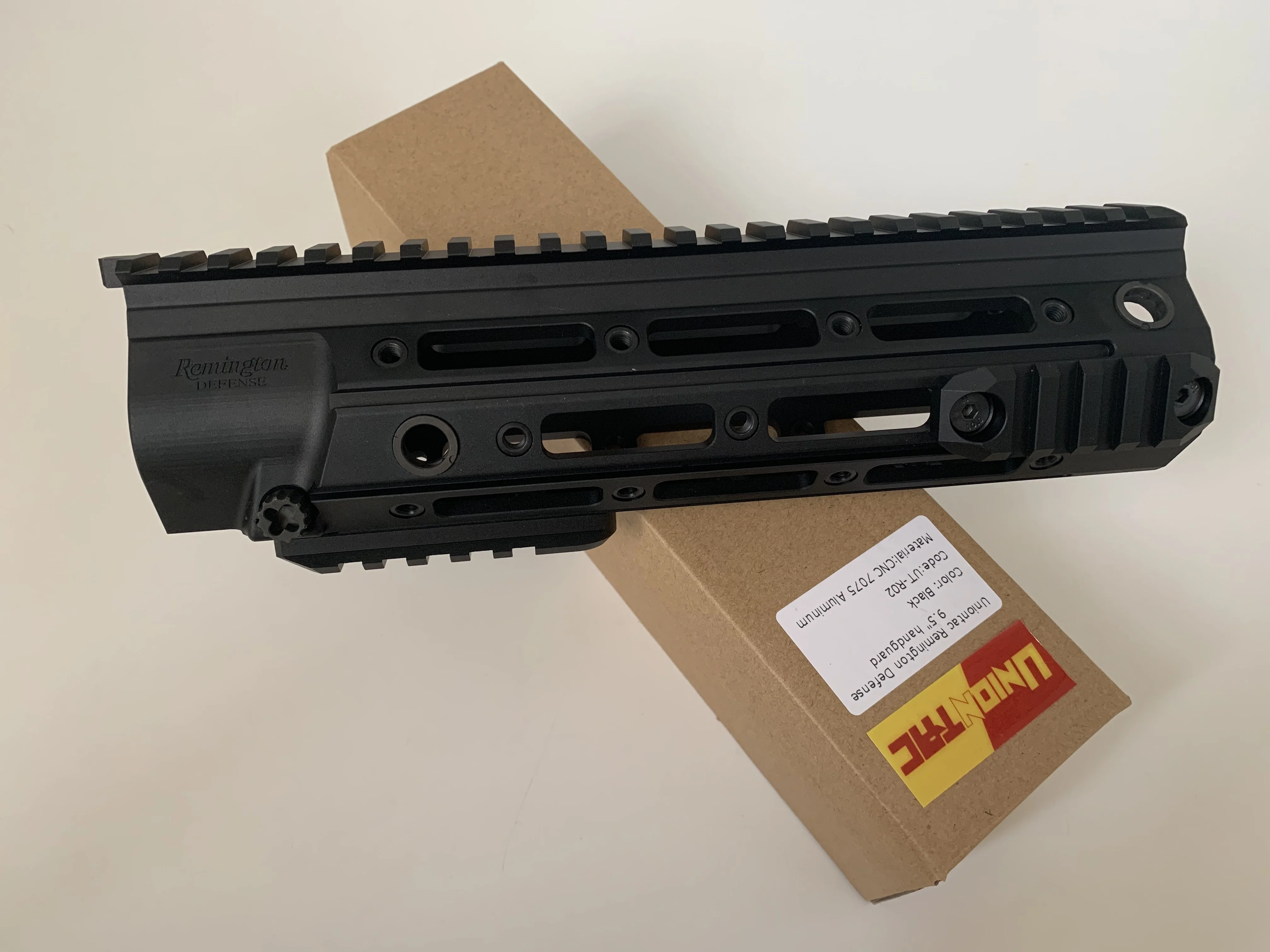

Цевье Uniontac 9,5 "Remington для защиты HK 416, доставка из Польши