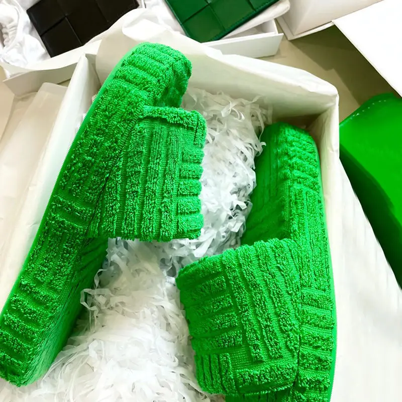 Шлепанцы женские домашние на платформе с открытым носком | Обувь