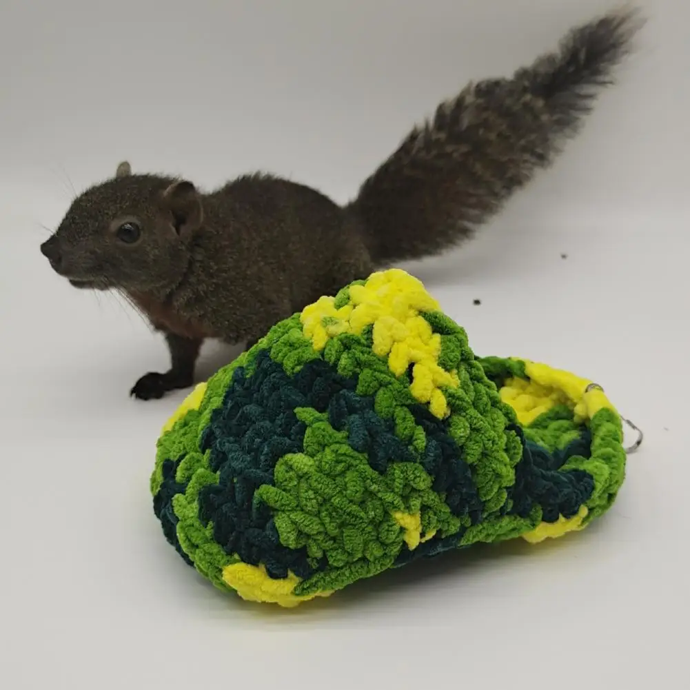 

Pretty Squirrel Bed Non-pilling Skin-friendly Pet Squirrel Hamster Nest House Hamster House Rat Nest