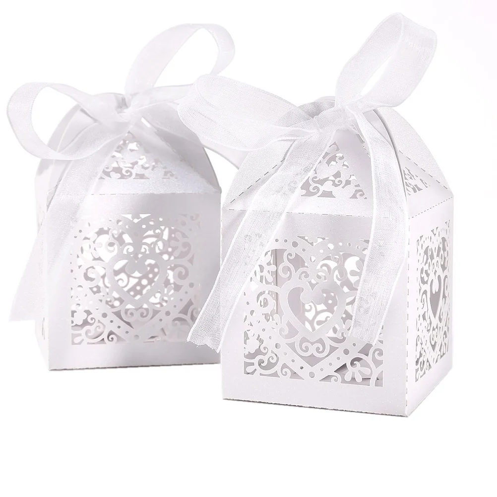 

50pcs Cut Wedding Hollow Love Heart Wedding Favor Candy Gifts Boxes (White)
