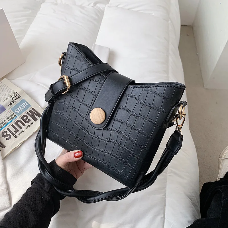 

YoReAi New Casual Underarm Shoulder Crossbody Bags For Women Fashion Simple Ladies Designer Handbags PU Leather Messenger Bag