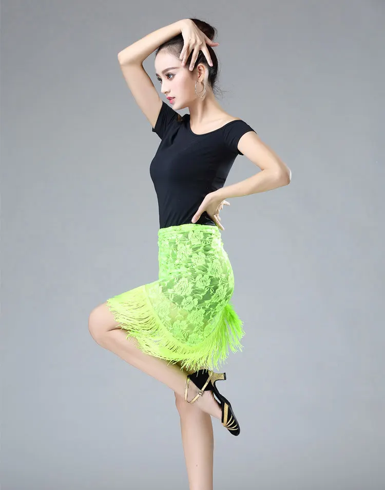 Платок Blley кружевной треугольный для латиноамериканских танцев набедренный