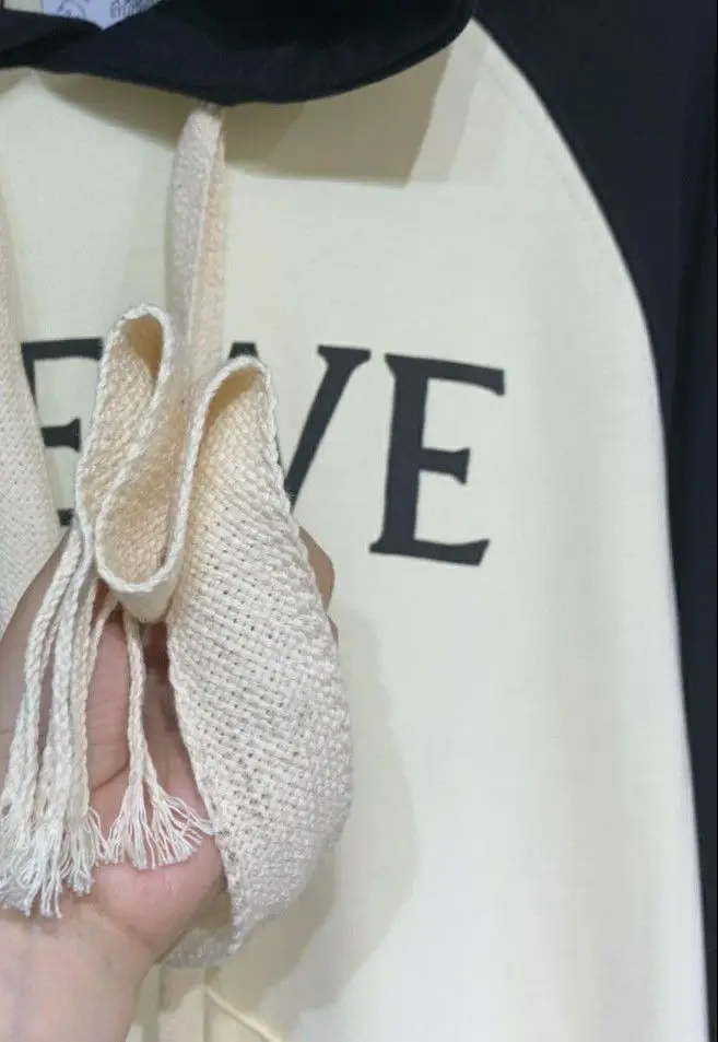 

Unisex Cartoon Pattern Embroidery Classic Letter Printing Hoodie sports shirt tee T-shirt Fashion Luxury Design New Products L1