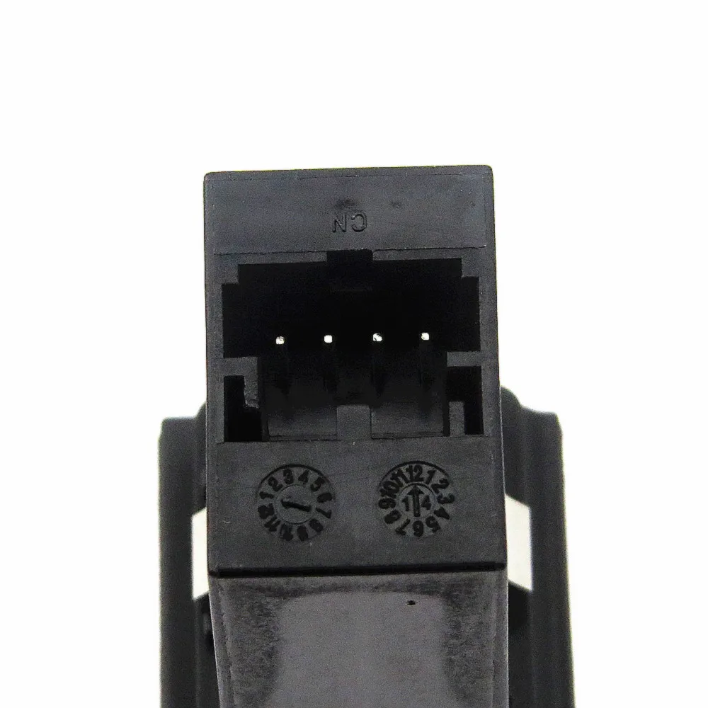 SCJYRXS 5KD 035 724A 20Pcs AUX Audio Socket Input Interface Switch For Golf MK6 Scirocco RCD300 RCD310 RNS315 RCD510 5KD035724A |