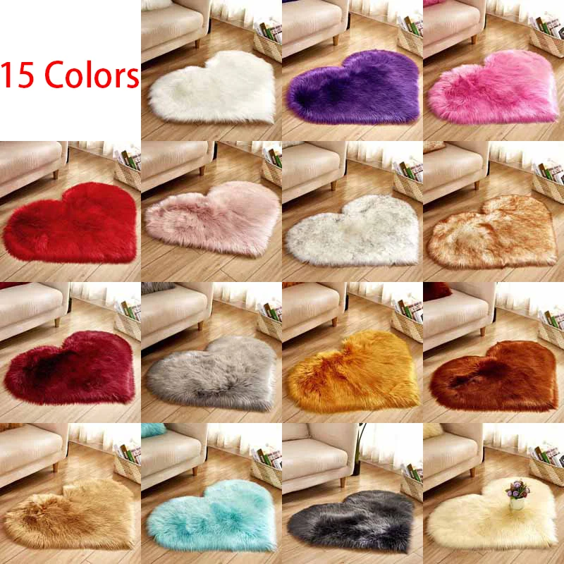 Мягкий пушистый бархатный ковер с сердечками однотонный диван из искусственного