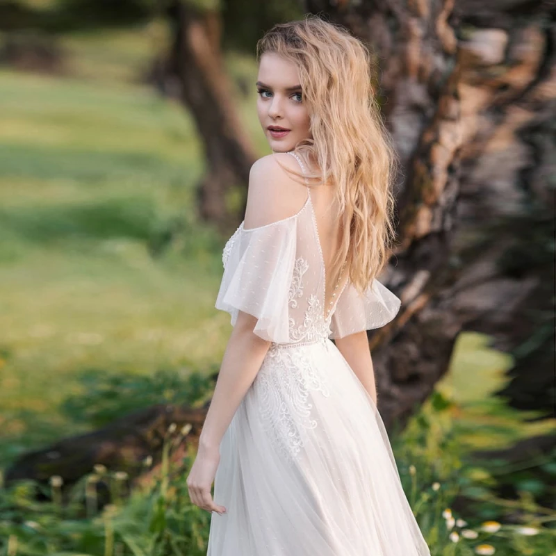 

On Sale Charming Boho Lace Bridal Wedding Gowns V Neckline with Straps Off Shoulder Sleeves Wedding Dresses for Bride 2021 New