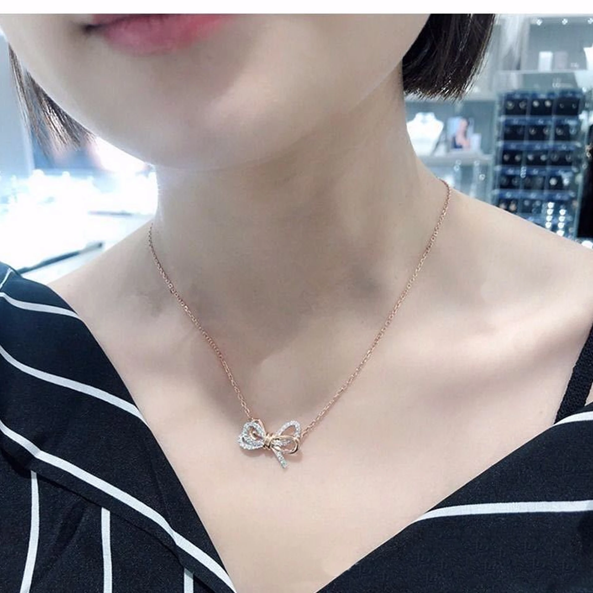 

QSJIE High quality SWA lifelong bow Y Necklace delicate romantic bow crystal gorgeous charm Necklace Charming fashion jewelry