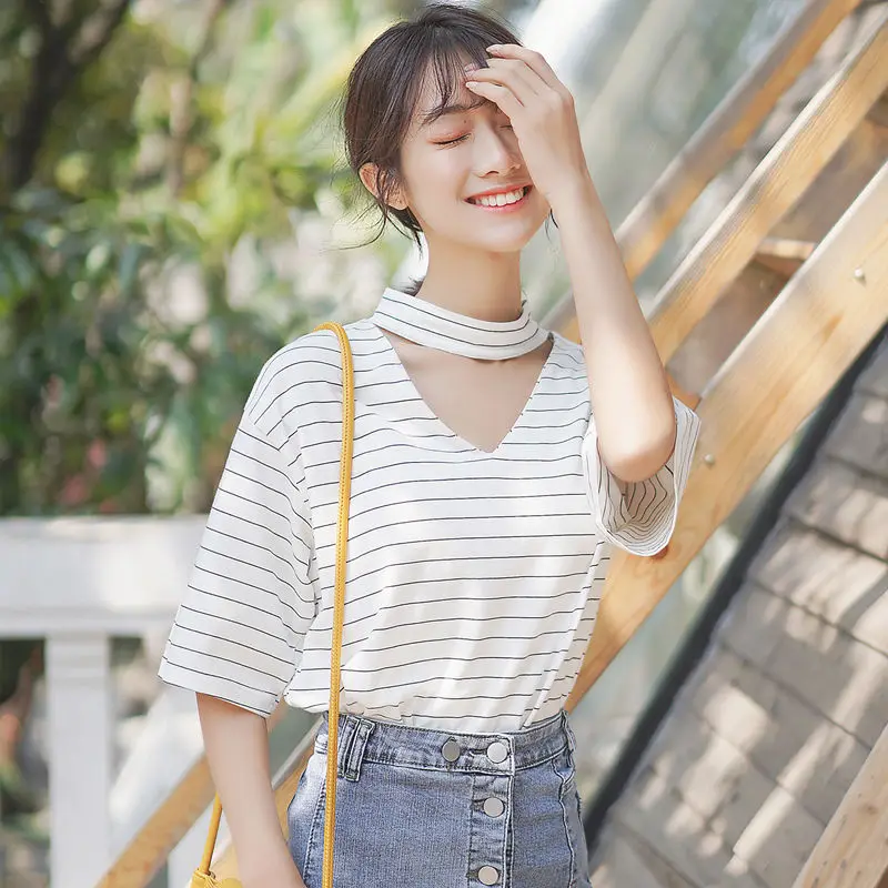 

Chic Khaki 2020 Summer New Girl Halterneck T-shirt Women's Short-Sleeved Student Loose Striped V-neck off-Shoulder Top