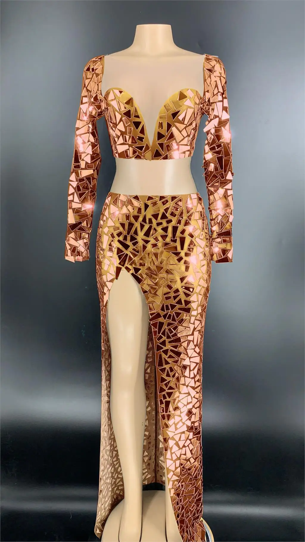 Женское серебряное платье с прозрачной вставкой на груди длинная юбка для дня