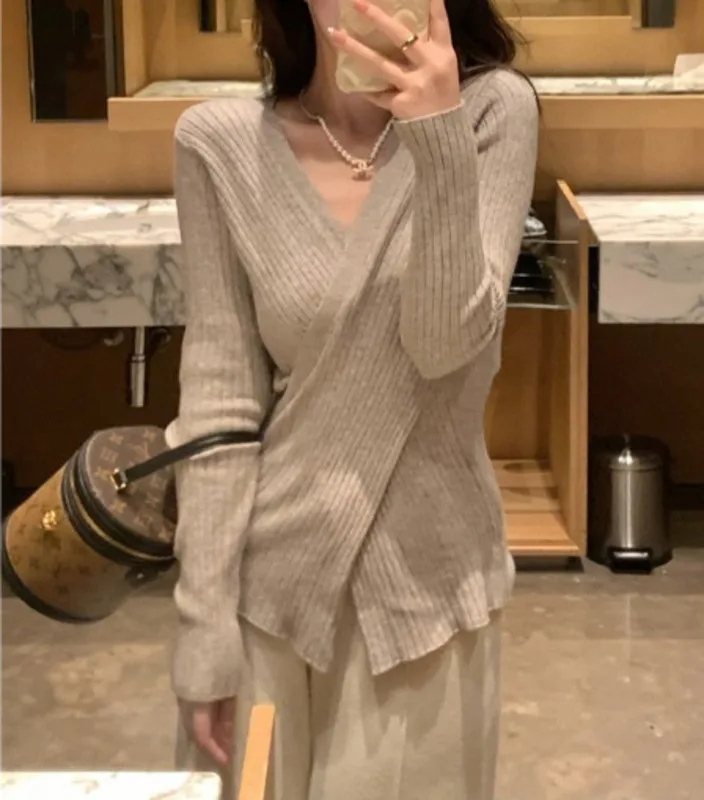 

Женский свитер с V-образным вырезом, с длинным рукавом