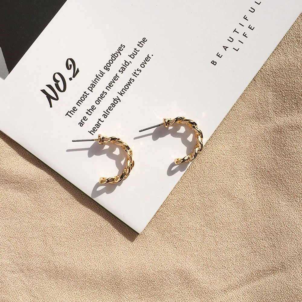 

1Pair Korean Gold Color Chain Hoop Earrings for Women Fashion Popular Metal Chain C Type Simple Earrings Statement Jewelry Gifts