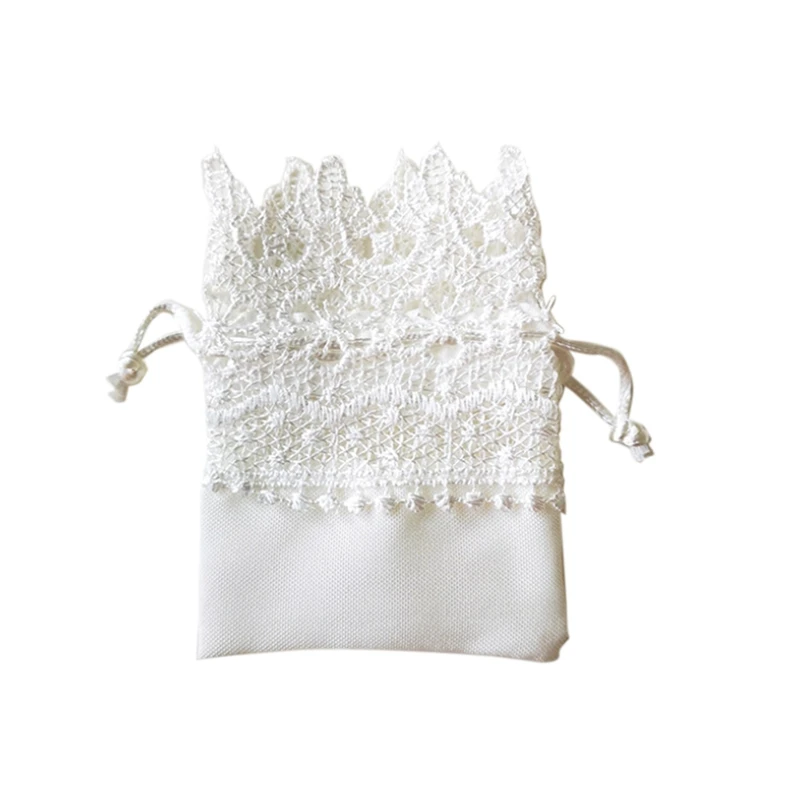 

20Pcs Christmas Packaging Lace Jewelry Gift Bag Candy Dargee Drawstring Bag For Home Holiday Party DIY Decoration