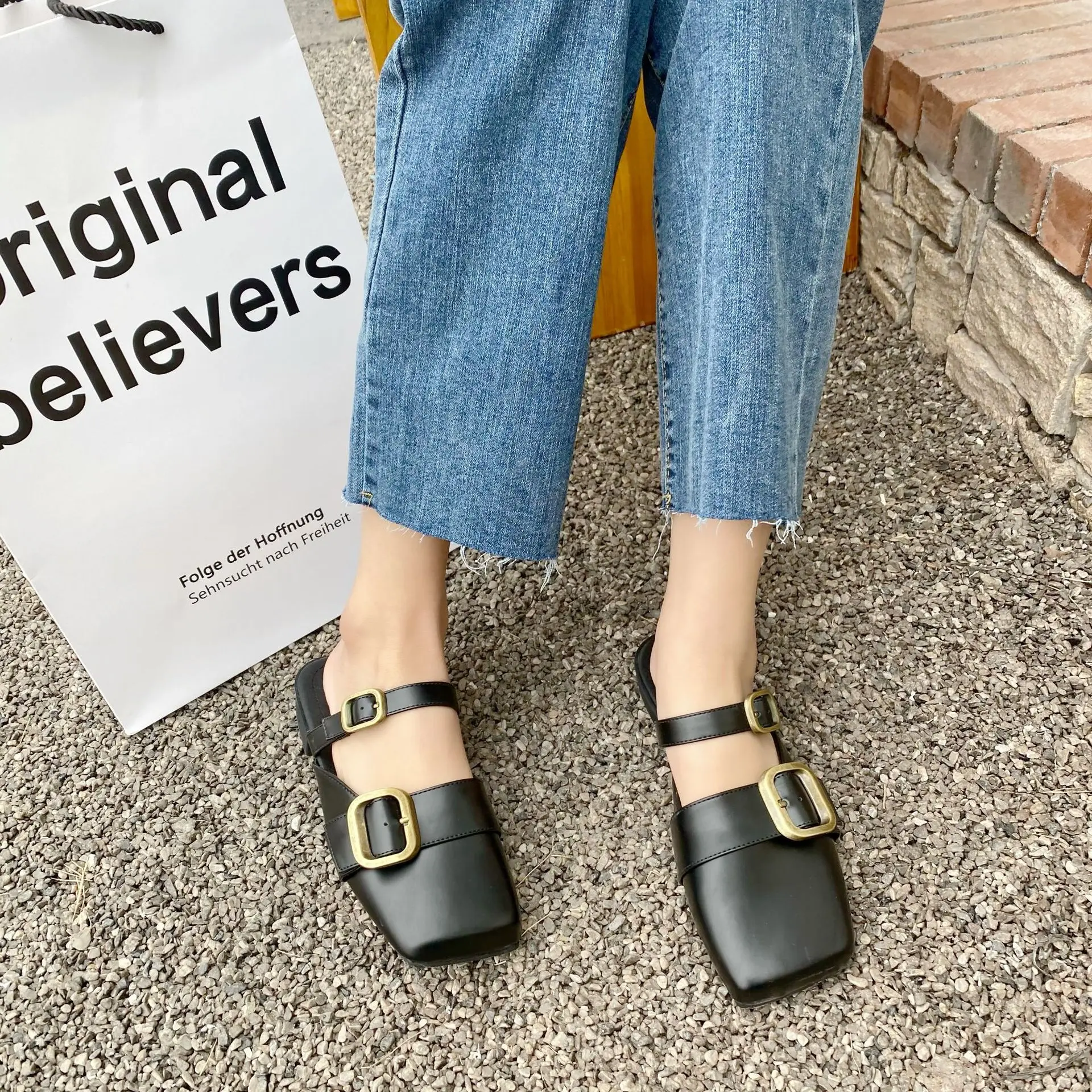 

Low Loafers Cover Toe Mules For Women 2021 Rivet Shoes Square heel Female Slippers Slides Fashion Block New Luxury Rubber Hoof H