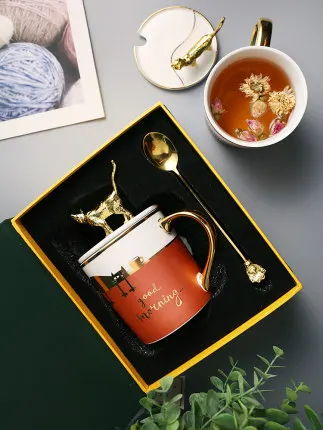

Creative personality cup ceramic mug with lid spoon couple drinking cup household coffee cup men and women tea cup