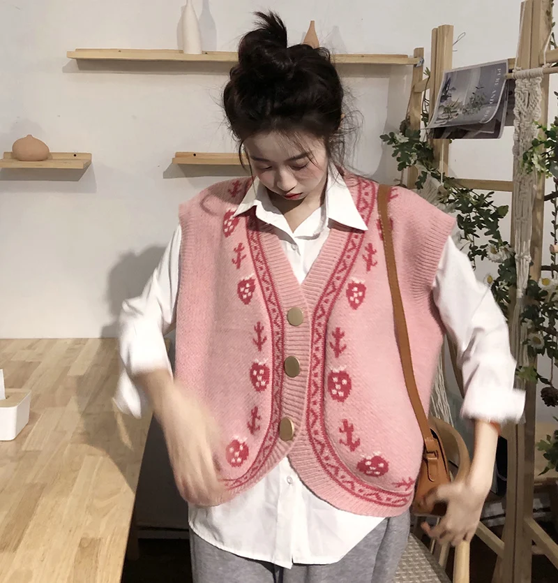 Женский вязаный жилет с V-образным вырезом без рукавов |