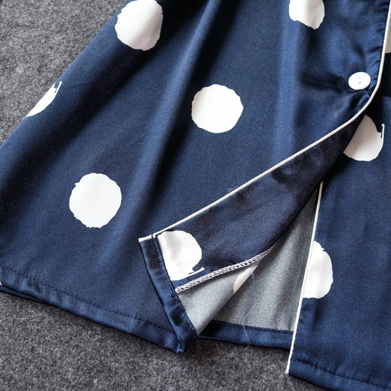 Сексуальный женский шелковый халат темно синего цвета короткая одежда для сна