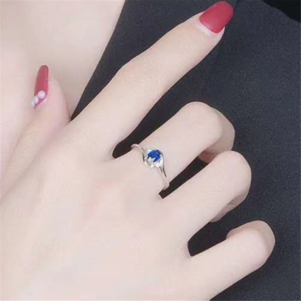 

minimalsit bridal wedding jewelry 18k gold gemstone ring 0.545ct Sri Lanka natural blue sapphire ring