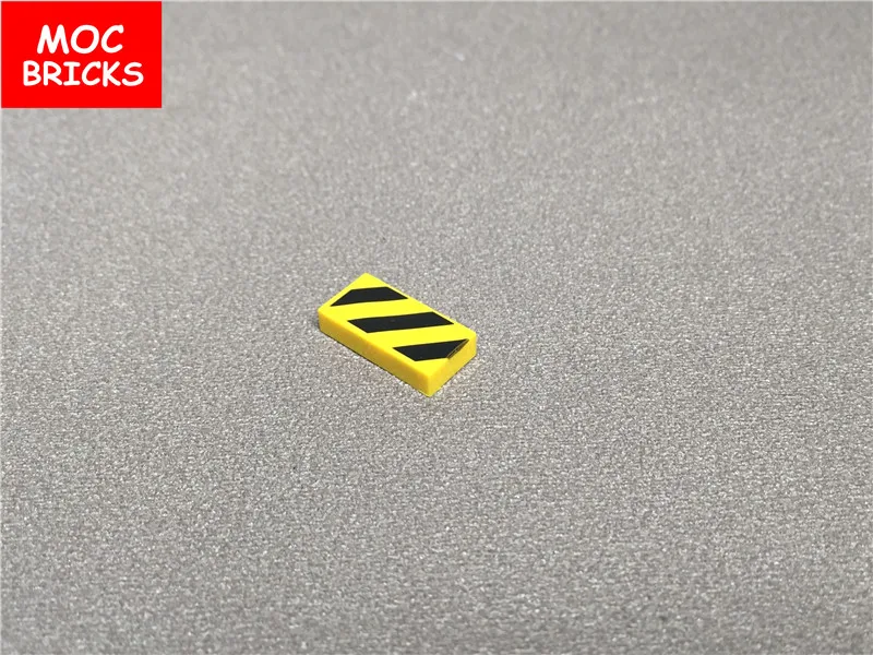 Набор из 10 штук для создания предупреждающих знаков плитка 1 х 2 черно-желтого цвета с узором опасности, подходит для строительных блоков 3069bpb436.