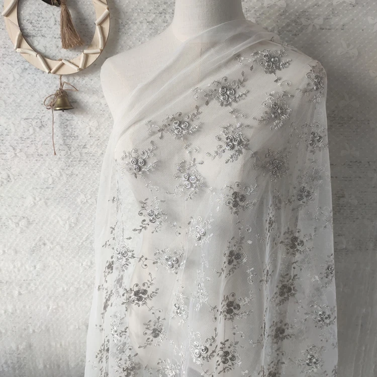 Качественная кружевная ткань маленькая серая Цветочная вышивка шитье высшее