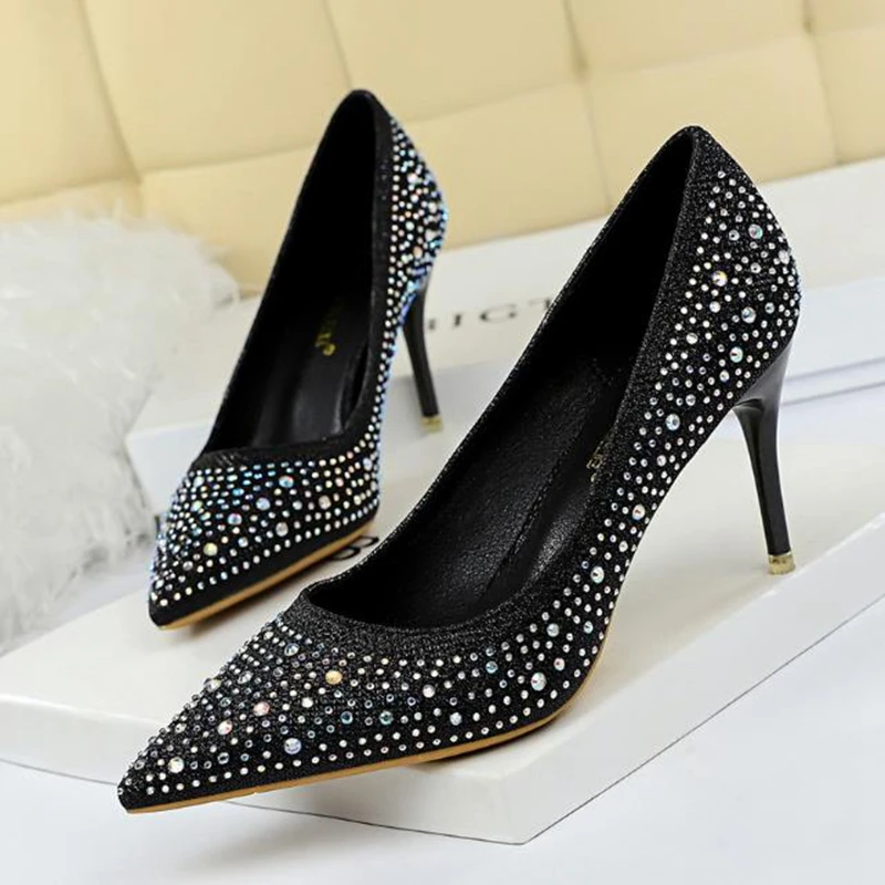 Туфли-лодочки женские на высоком тонком каблуке заостренный носок Хрустальная