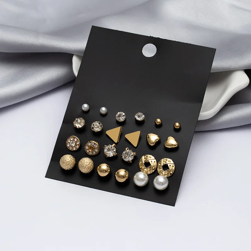 

2021 New Fashion Pearl Hoop Earrings Set For Women Statement Gold Metal Circle Crystal Stud Earrings Trend Female Jewelry Gift