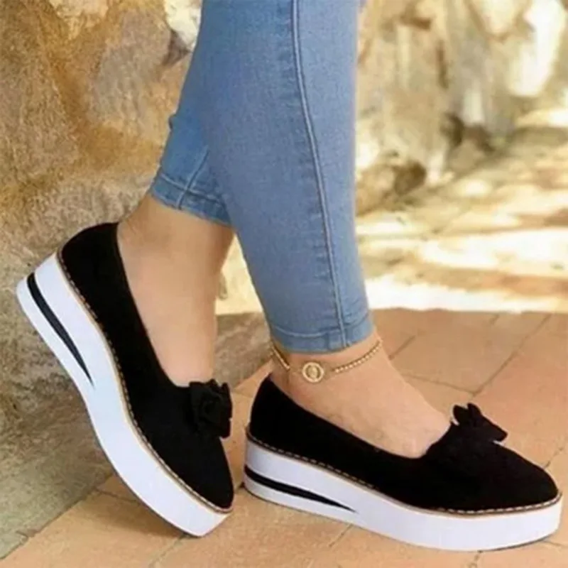 

2021 New Hou Women Flats Shoes Platform Sneakers Slip On Suede Ladies Loafers Casual Floral Shoes Women Shoes tenis feminino