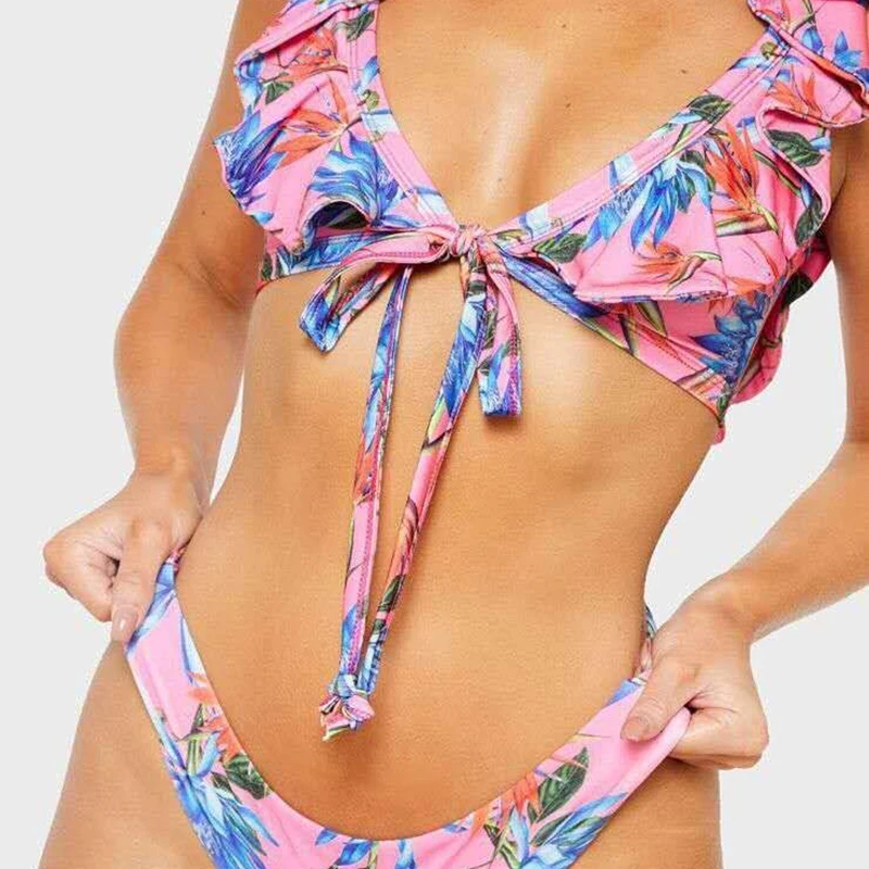 

Women Bikini, Floral Beach Wear, Short Sleeve Ruffle V-Neck Cropped Vest, Low Waist Pool Party Thong 2 Pieces