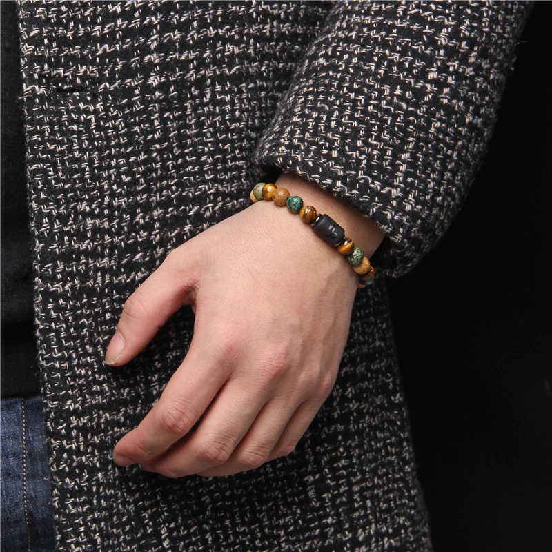 Браслет из бирюзы 12 знаков зодиака созвездие натуральный тигровый глаз |