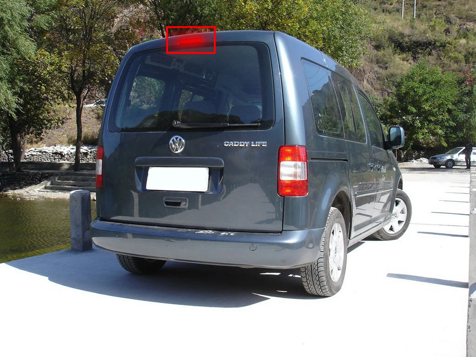 ANGORNG 1x Red LED Rear High Level Brake Stop Light Lamp For VW Caddy III Box Estate 2004-15 | Автомобили и мотоциклы