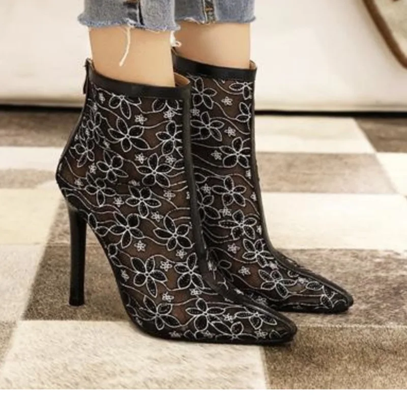 

Женские сетчатые сапоги, сезон осень-весна 2020, привлекательные сетчатые кружевные сапоги с вышивкой на тонком высоком каблуке и острым носк...