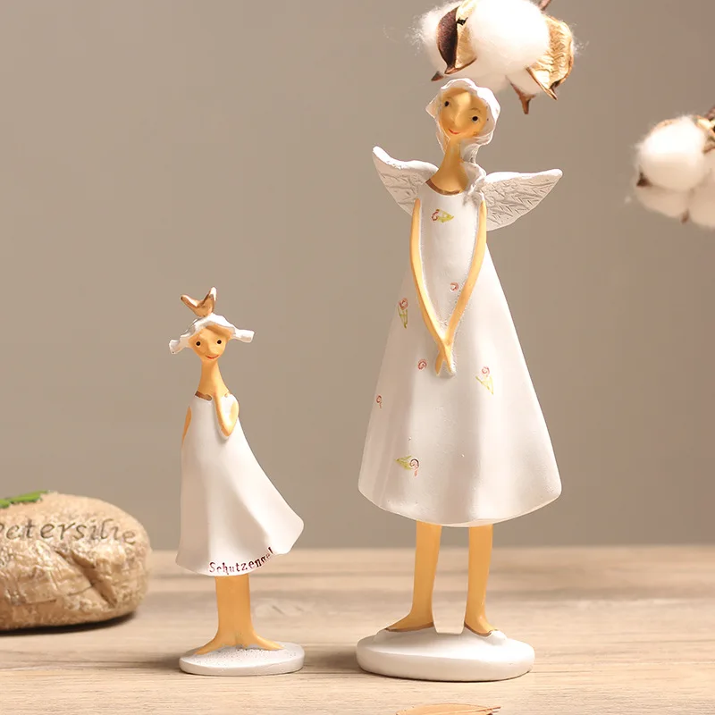 

2PCS Flying Flower Fairy Miniature Lifelike Elegant Cute Car Desktop Cake Garden Decoration Sculpture Ornament Home Decoration