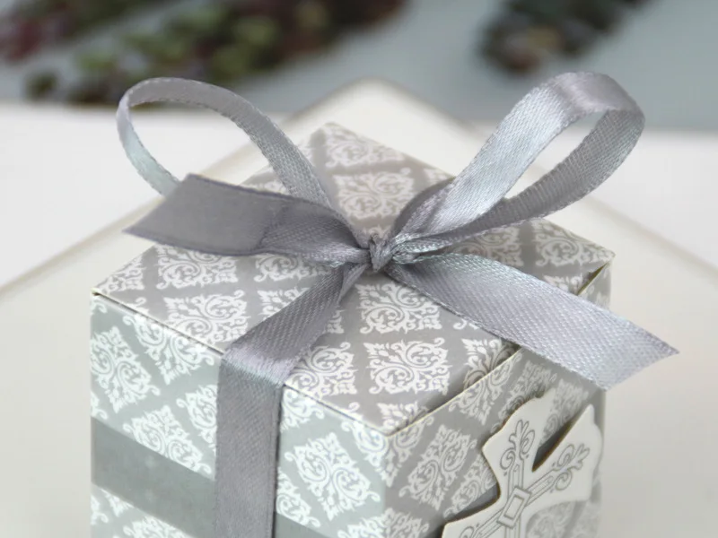 Крестообразная коробка конфет Подарочная для детского душа крещение вечерние