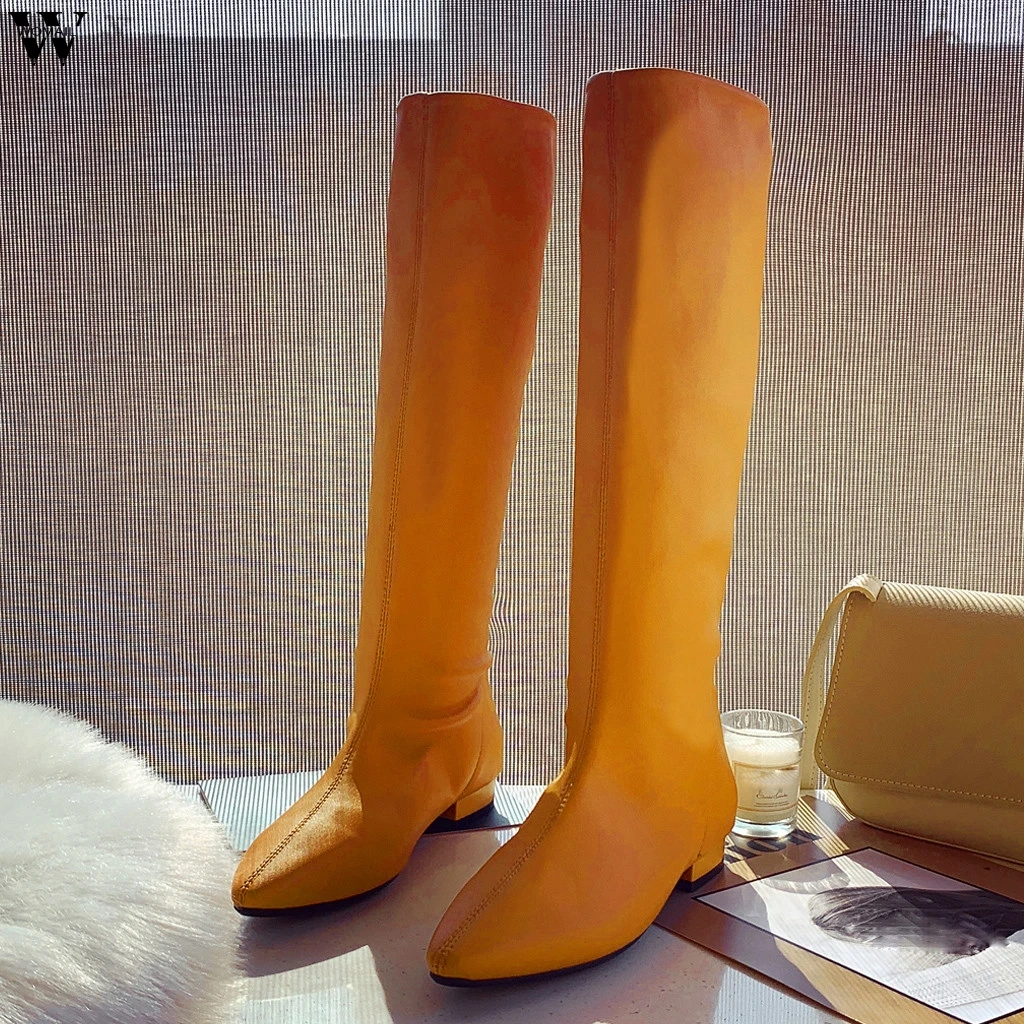 Женские сапоги до колена осенне-зимние из мягкой кожи на квадратном каблуке