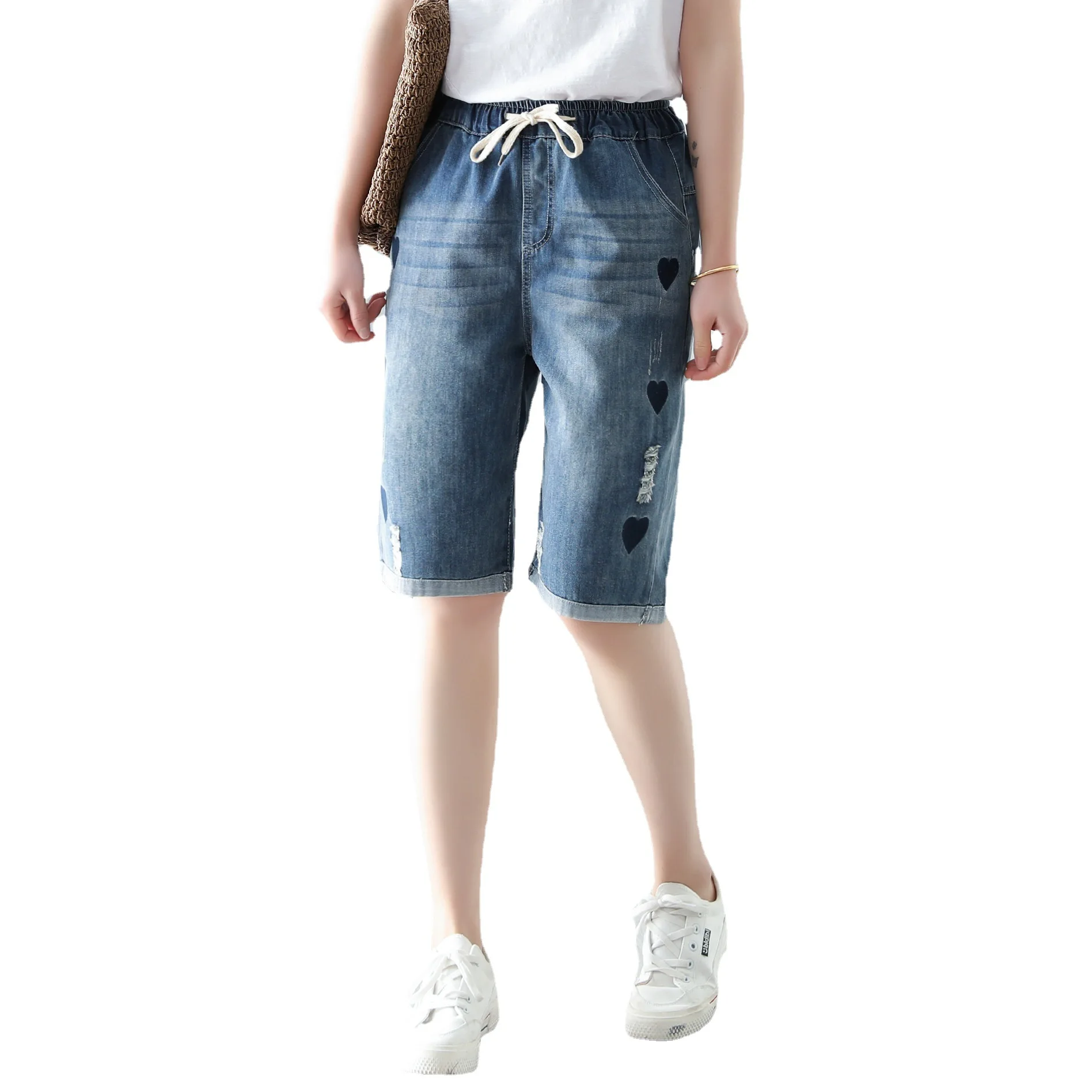 

038 Women Shorts Casual Loose Heart-Shaped Embroidery Ripped Washed Denim Drawstring Elastic Waist Female Half Length Jeans New